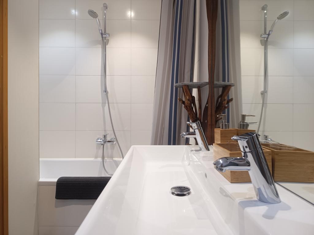 bathroom with shower bathtub