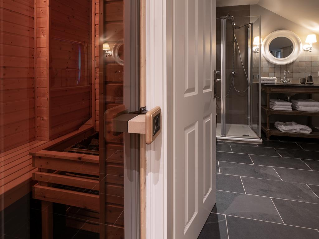 Built-in sauna for wellness moments
