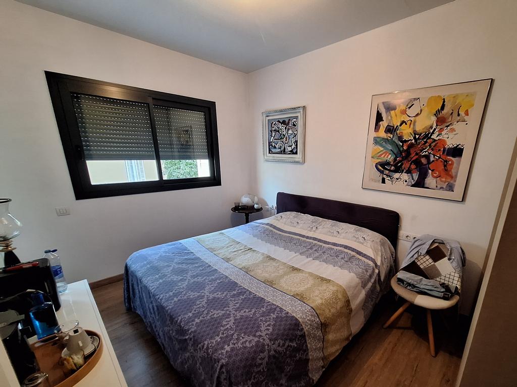 Superior Room with Private Bathroom in center Sitges
