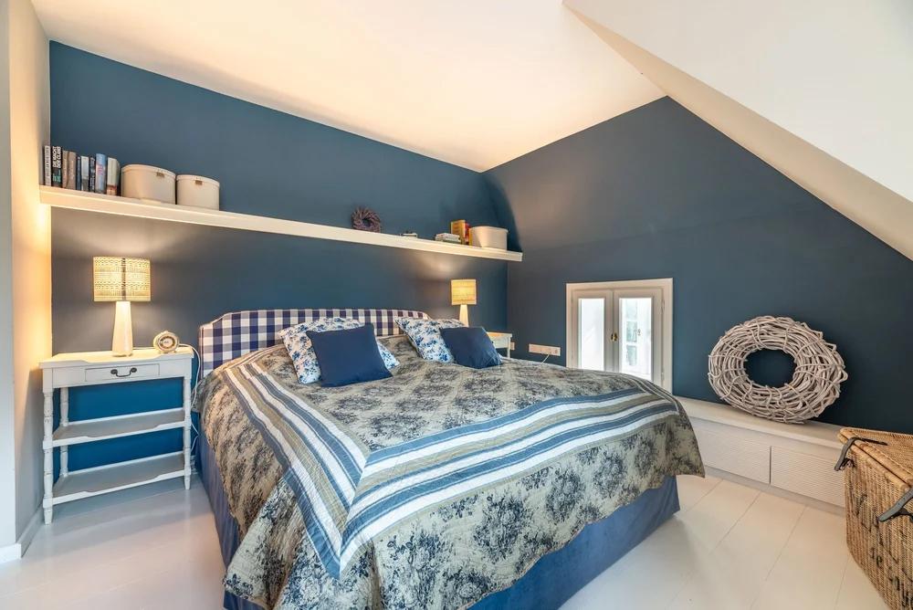 Upstairs bedroom
