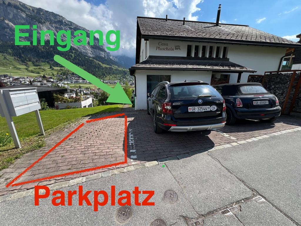 One parking space for a medium-sized passenger car is available free of charge.