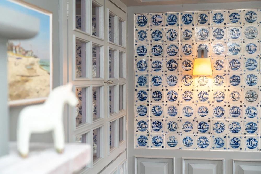 Frisian tiles in the living room with a fireplace